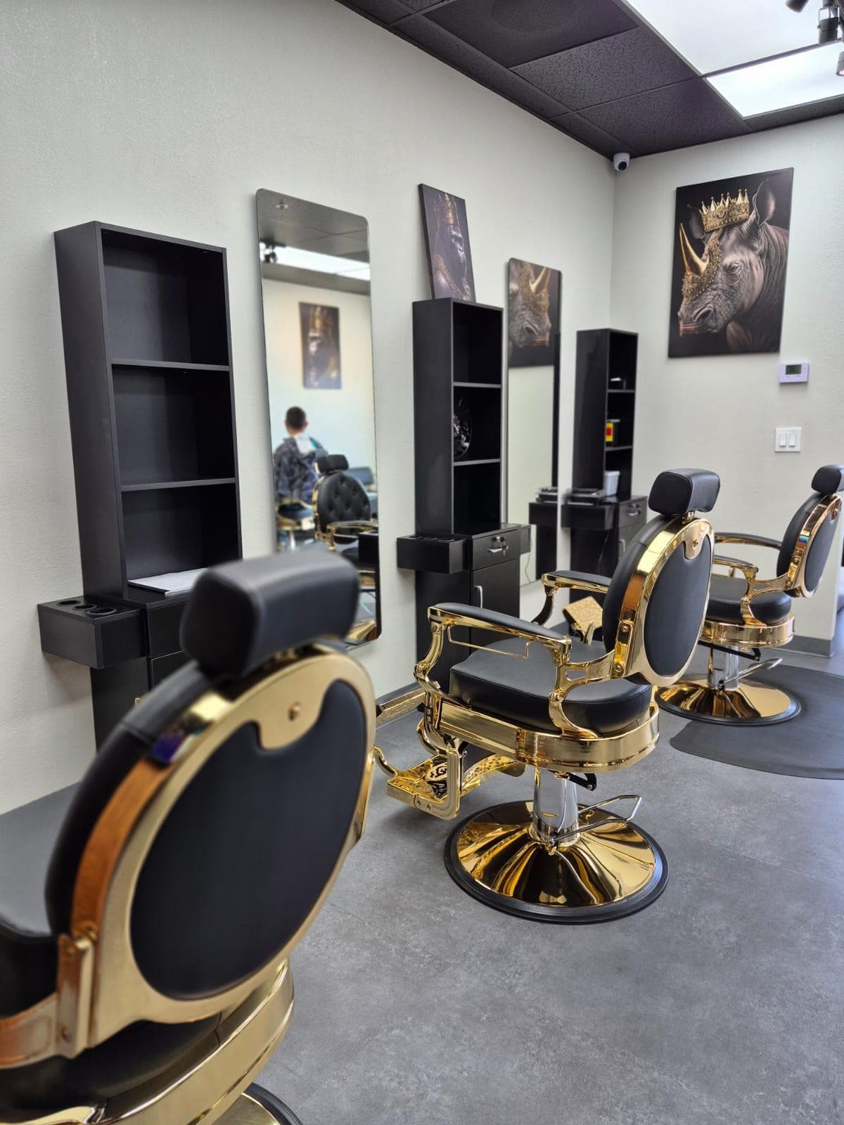 Full Luxury Beauty Salon 2