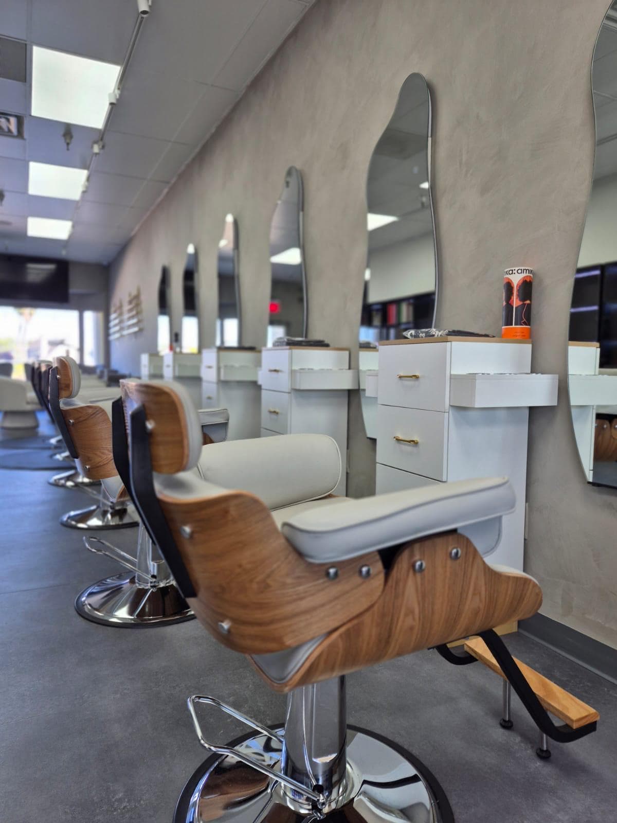 Full Luxury Beauty Salon 3