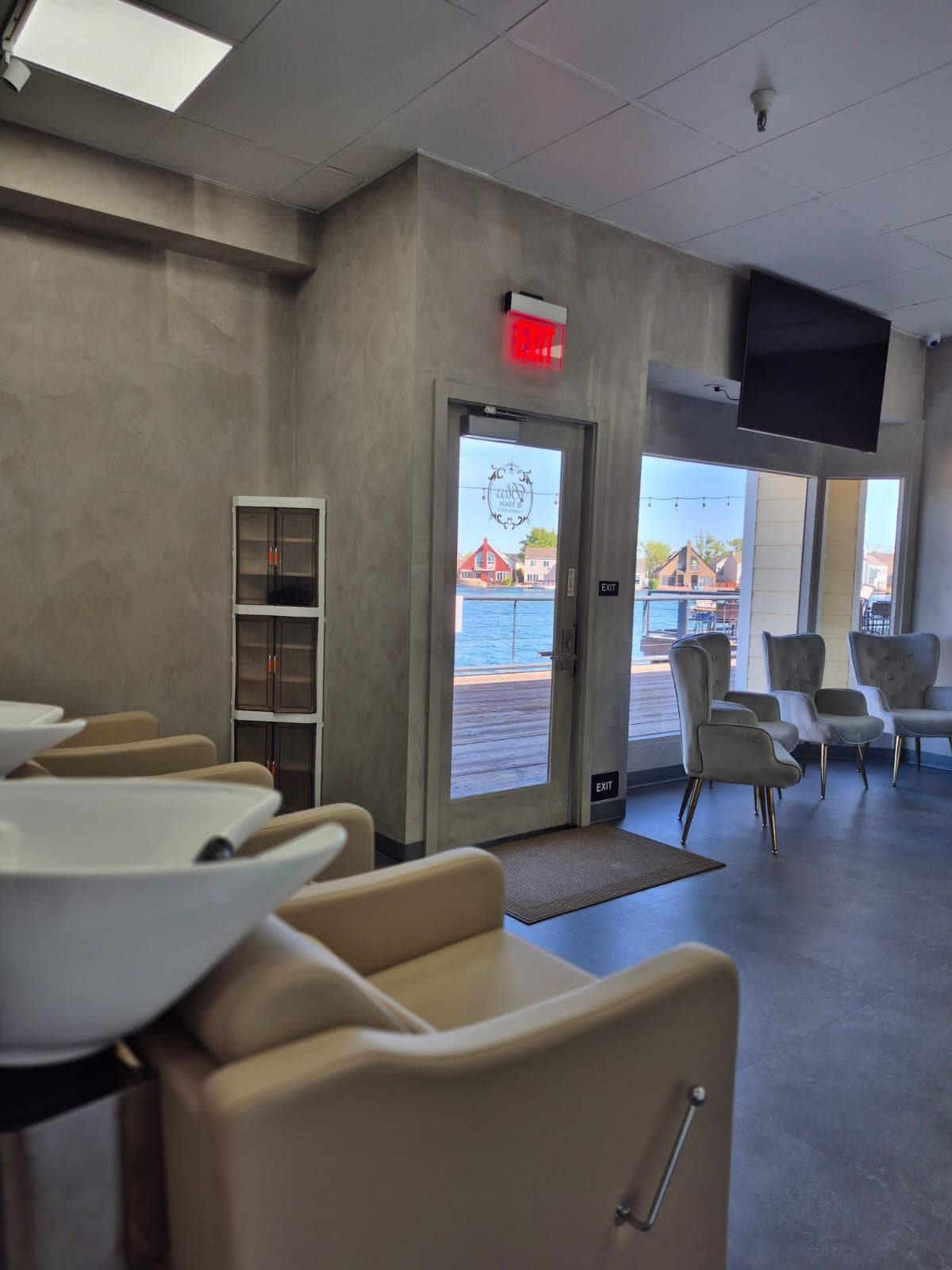 Full Luxury Beauty Salon 5