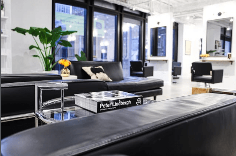 Headline: Luxury Salon Chair Rental in River North – 24/7 Access 4