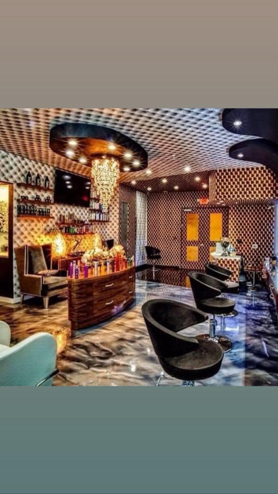 Private Room / Chair Luxury Salon in Edgewtaer Miami